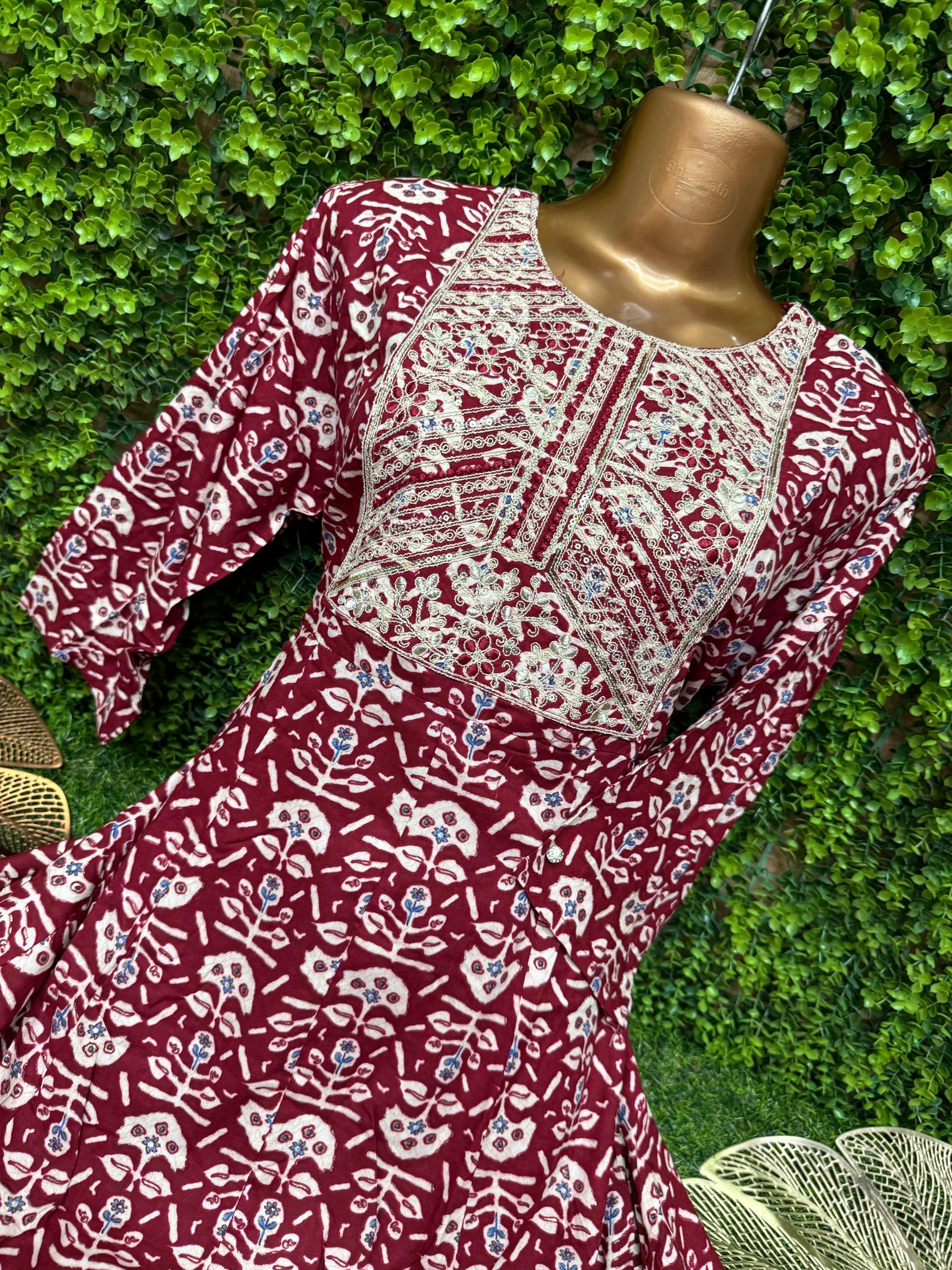 LONG UMBRELLA KURTIS