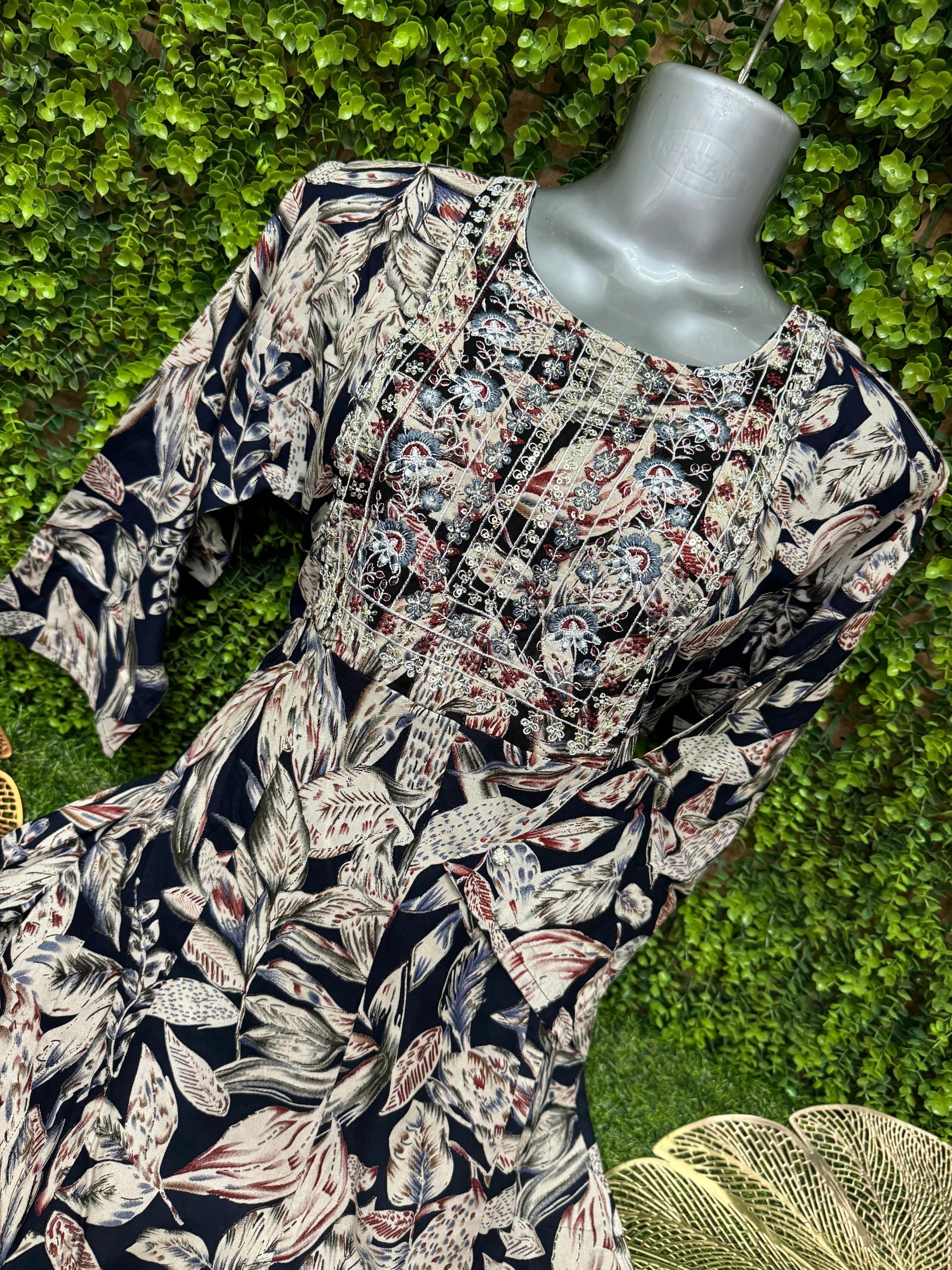 LONG UMBRELLA KURTIS