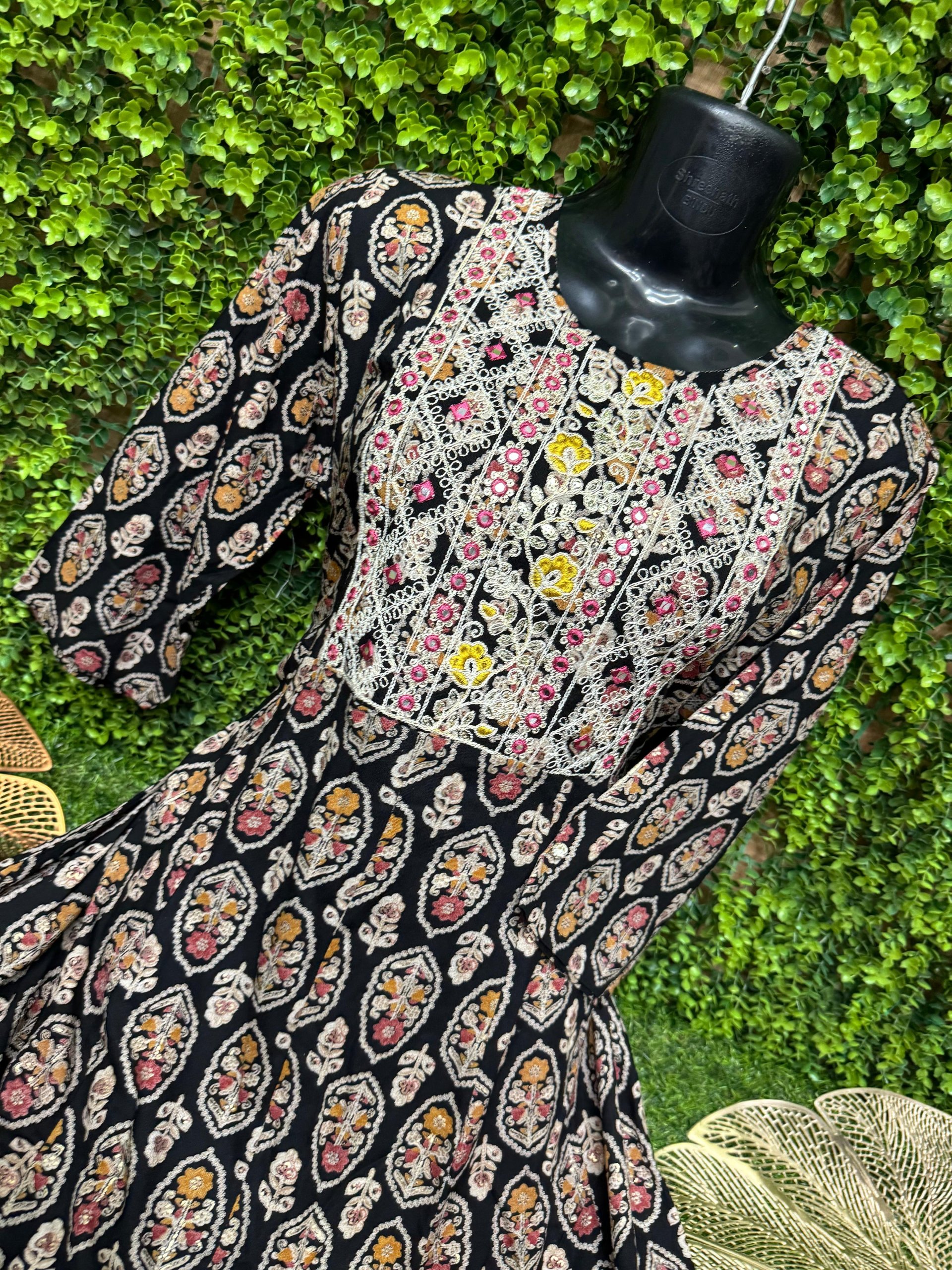 LONG UMBRELLA KURTIS