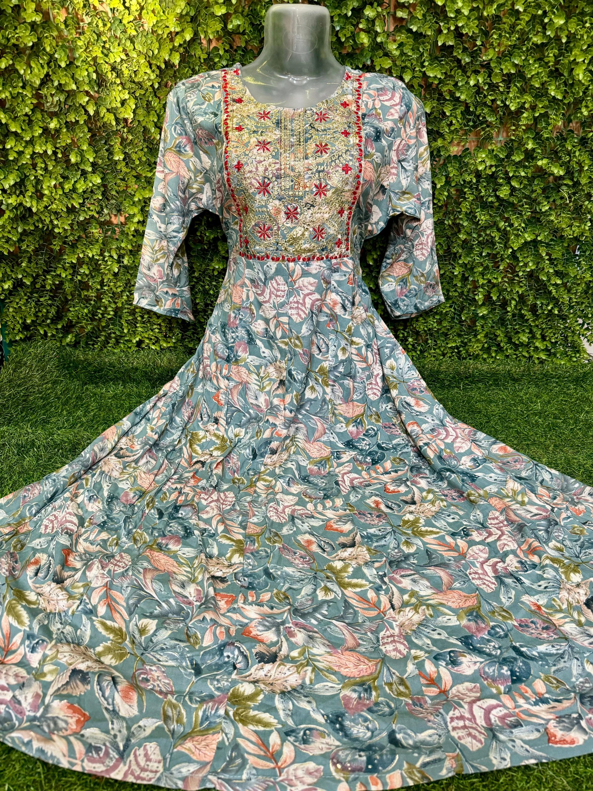 LONG UMBRELLA KURTIS