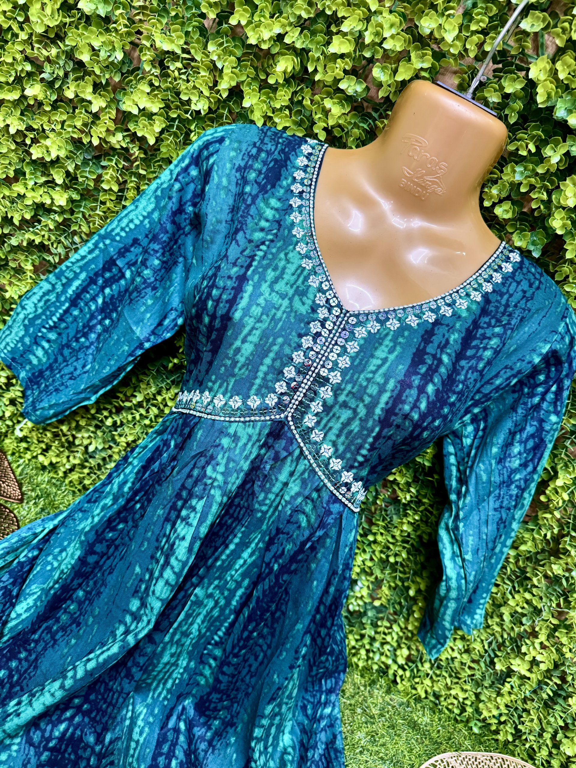 TIE AND DIE KURTIS (SIDE CUT)