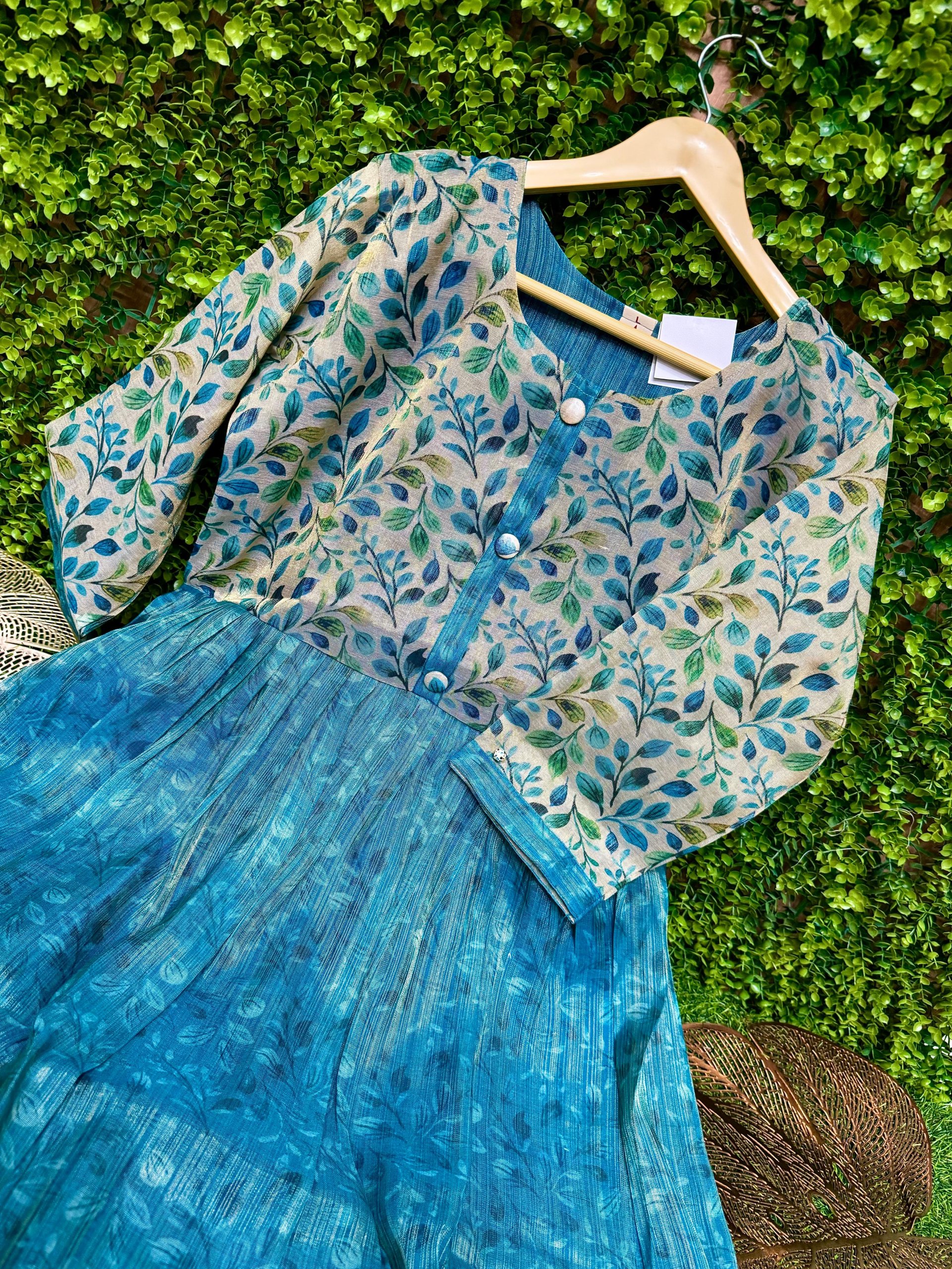 TISSUE UMBRELLA KURTIS