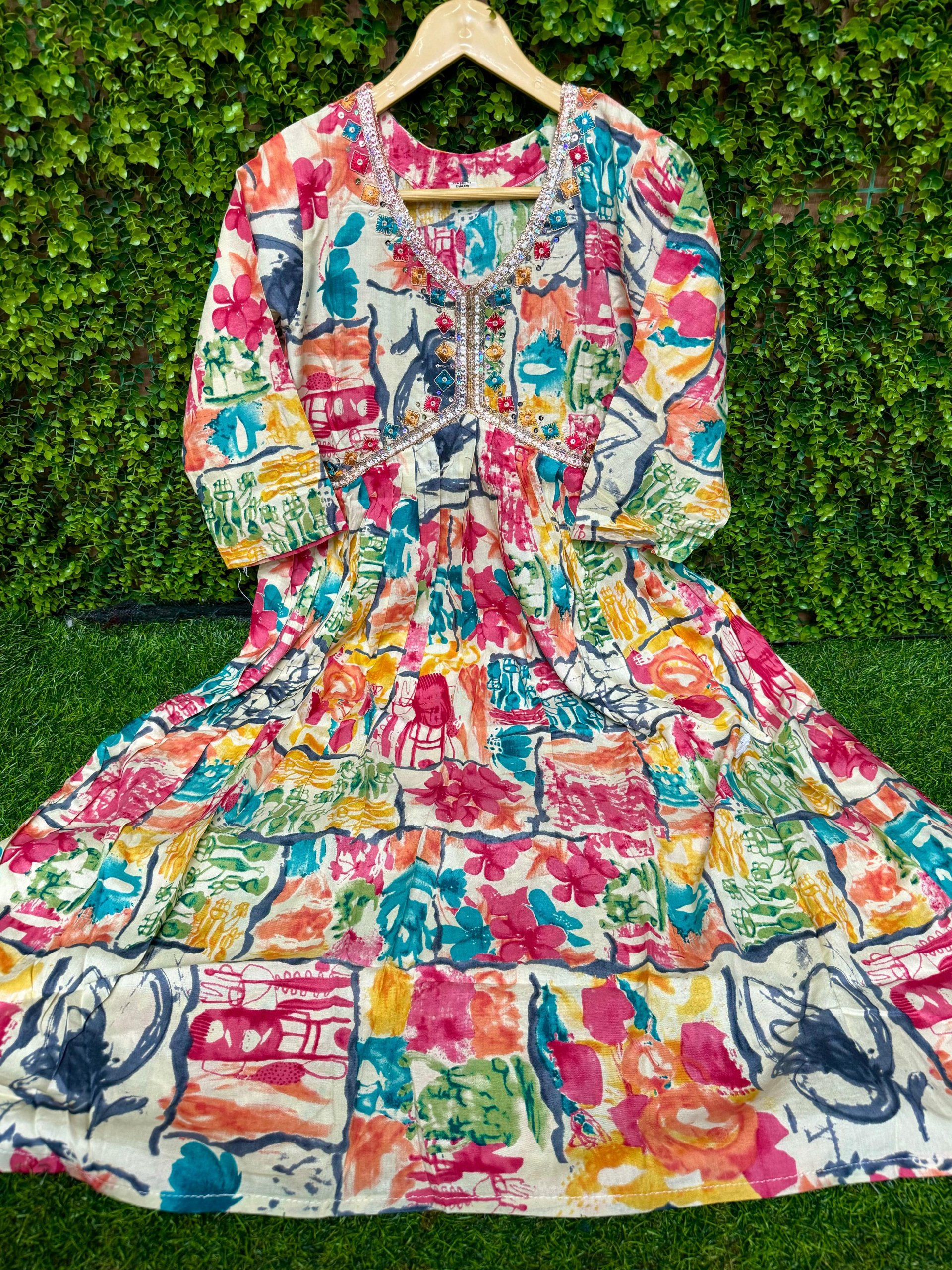 ALIA CUT UMBRELLA KURTIS