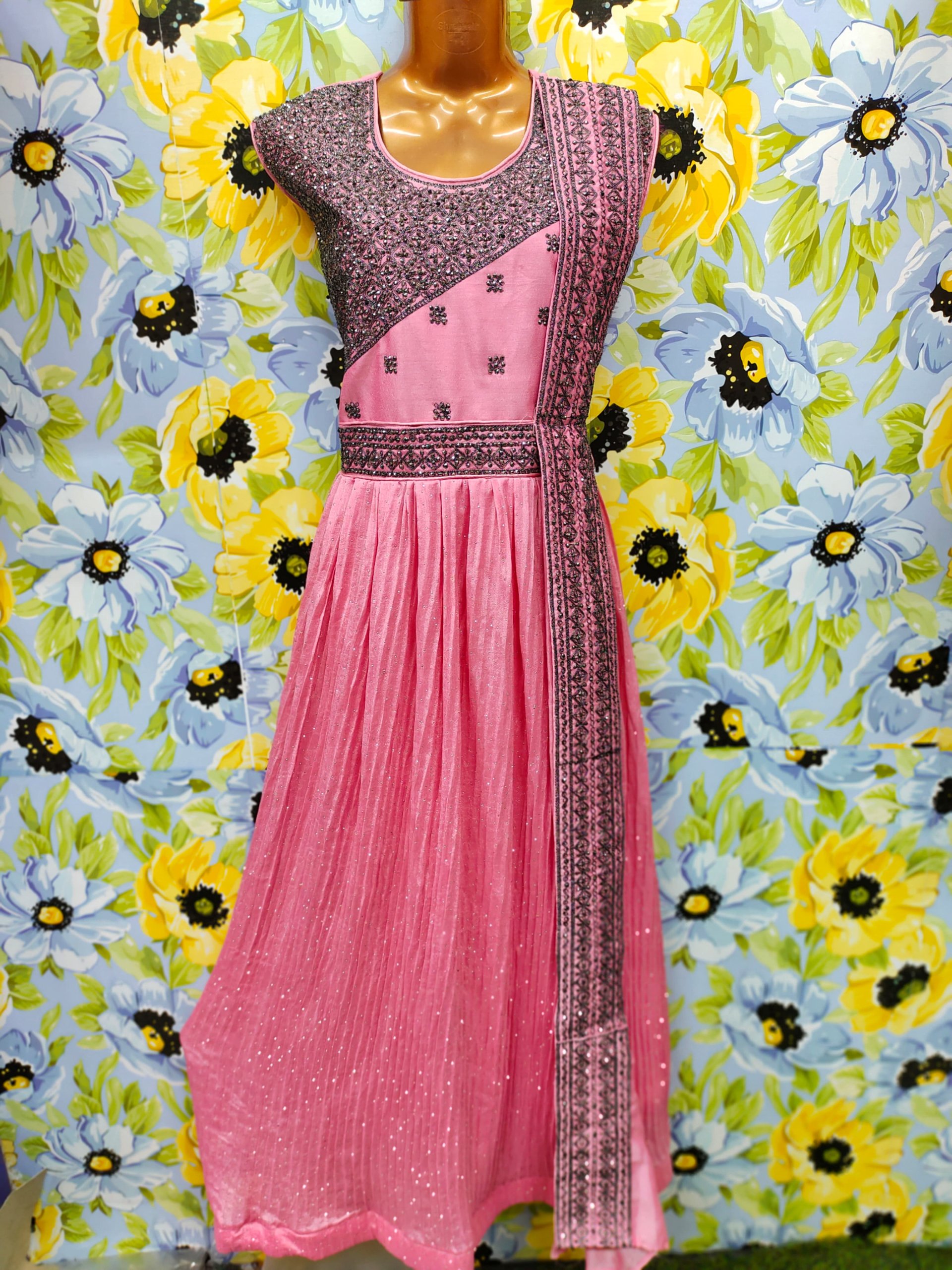 GRAND SALWAR GOWNS