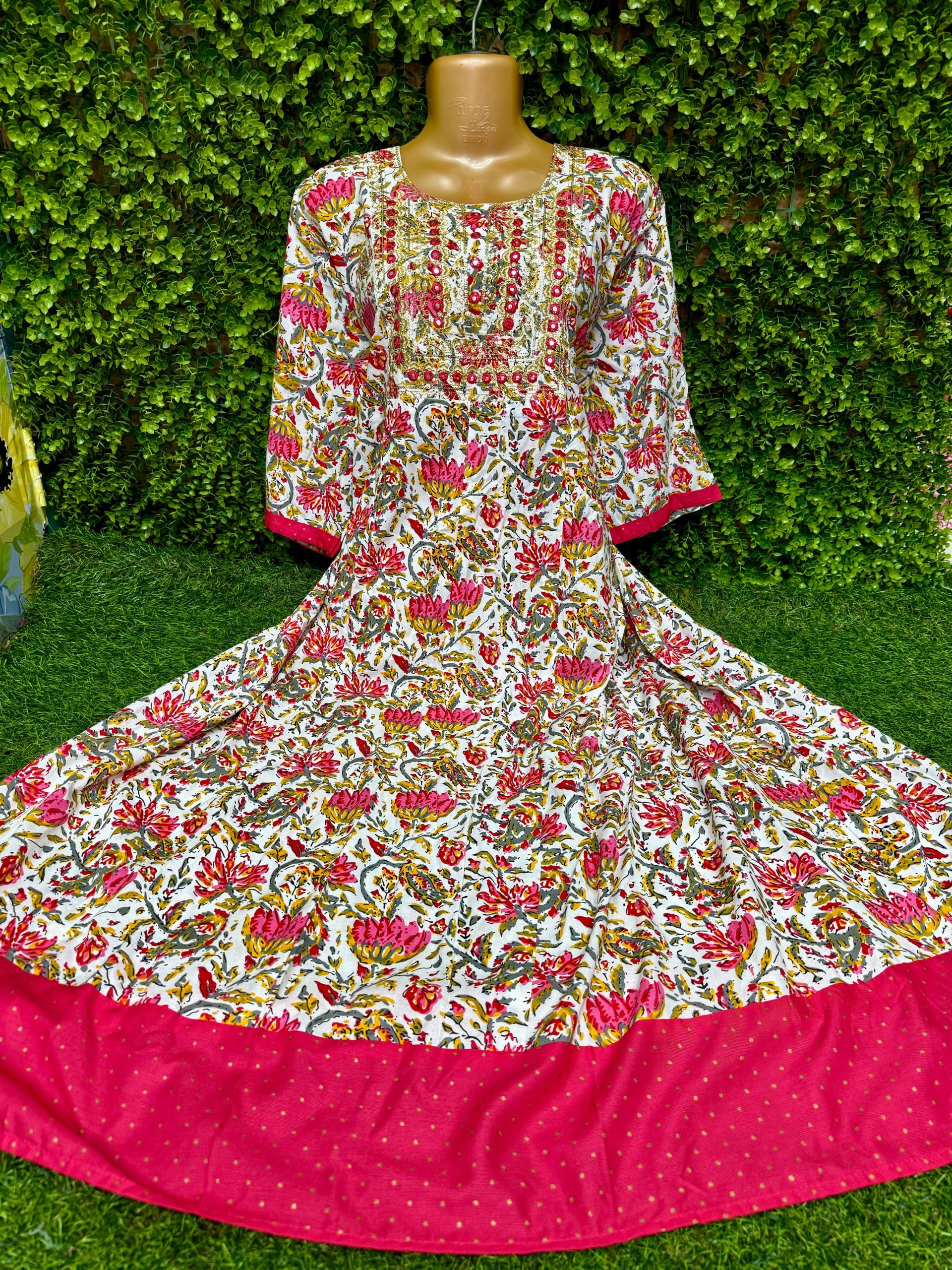 LONG UMBRELLA KURTIS